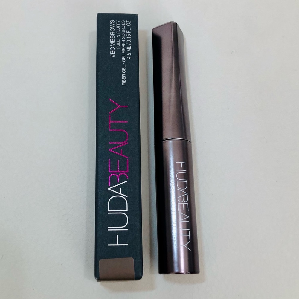 Huda Beauty #BOMBBROWS Full ‘n Fluffy Fiber Gel in Caramel Blonde